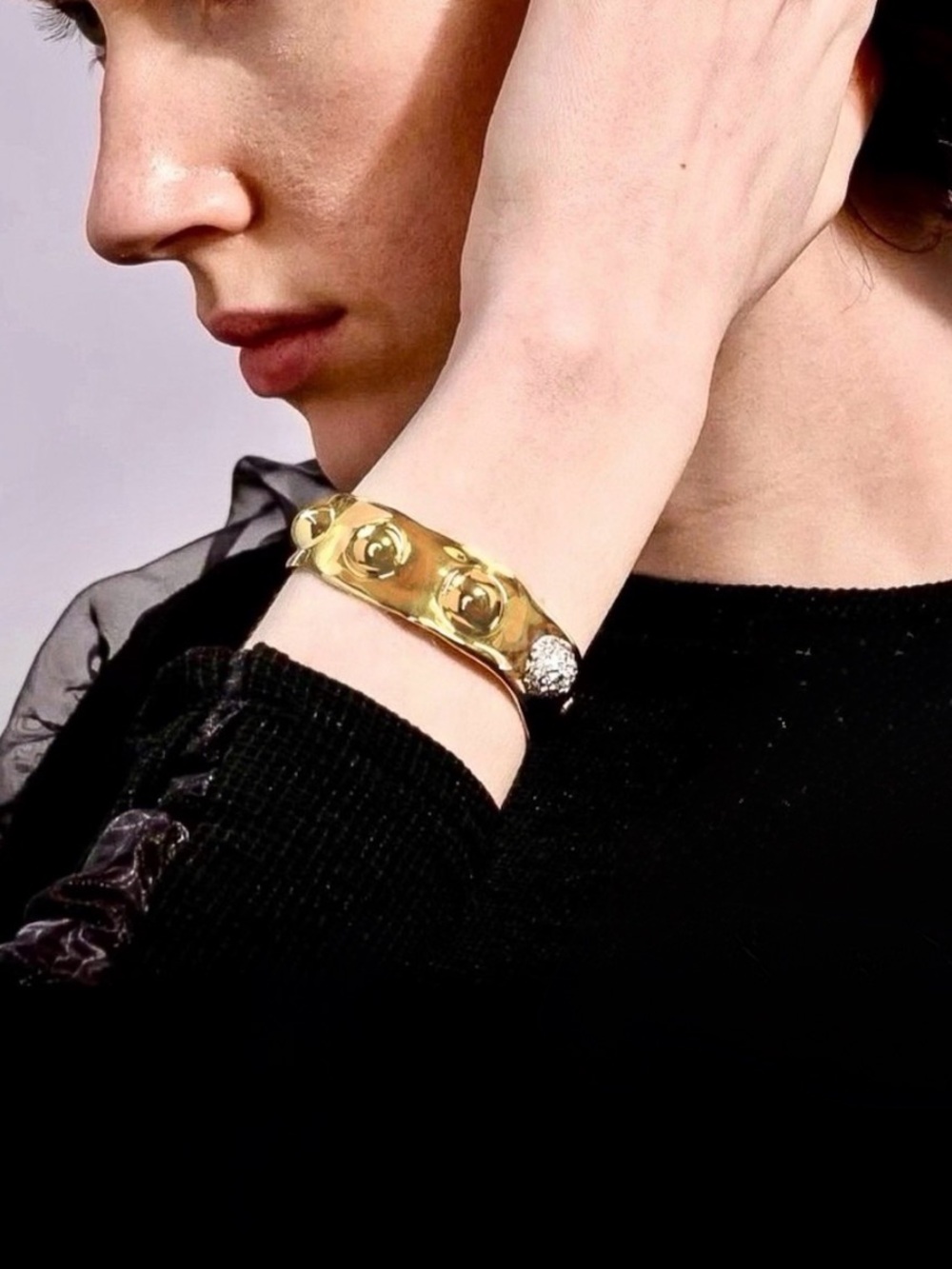 ALEXIS BITTAR Repoussé Dot Crystal Cuff Bracelet Gold C Z SB01